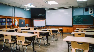 Transforming Traditional Classrooms with PBL Strategies