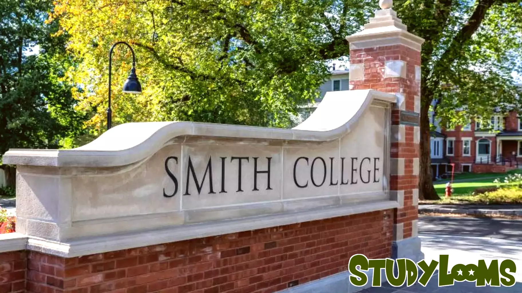 Investigation Launched into Smith College for Admission Policies Regarding Trans Women