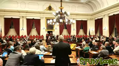 Education Reform Bill Negotiations Stalled by New Provisions